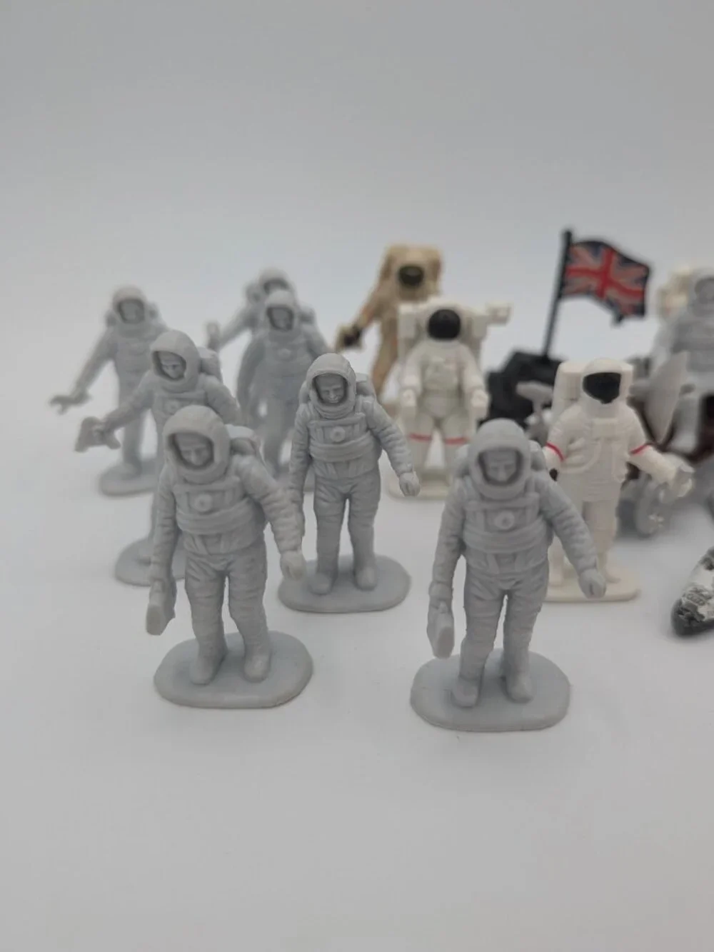 Vintage Astronaut Figures Space Shuttle Moon Rover Toy Soldiers Miniature Lot